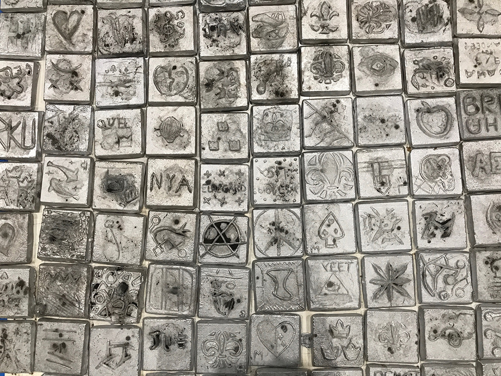 samples of cast aluminum scratch molds