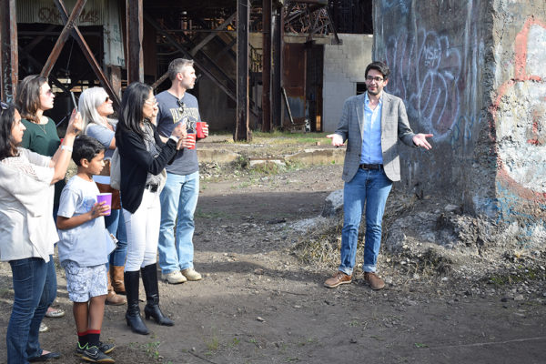 DSC_0201 artist nick liadis speaks to a crowd about his 2015 installation